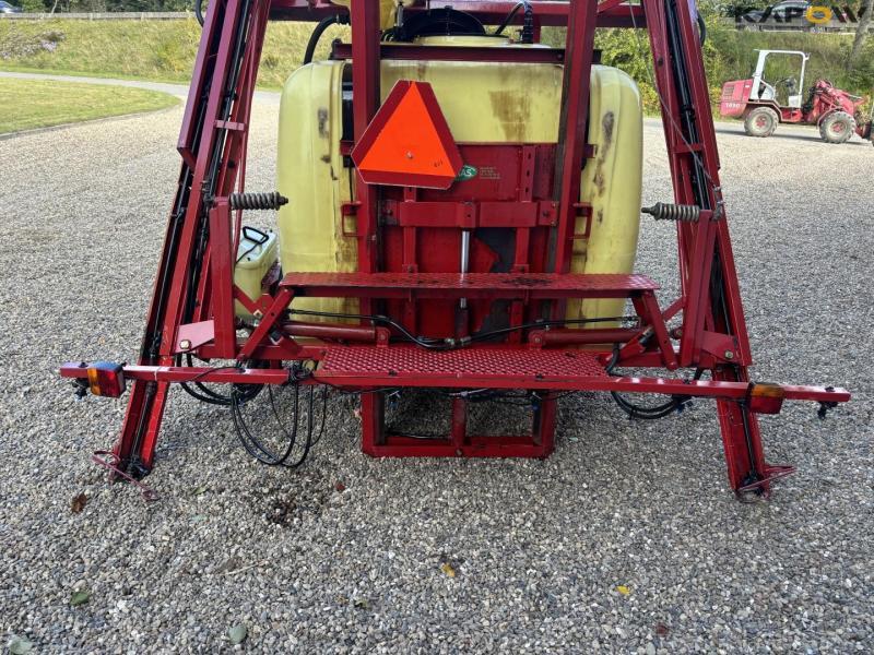 Hardi field sprayer 25