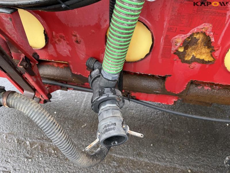 Hardi trailer sprayer 27