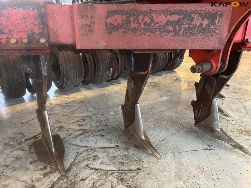 HE-VA seeder cultivator 4meter 31