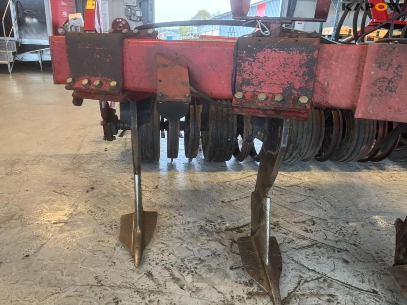 HE-VA seeder cultivator 4meter 32