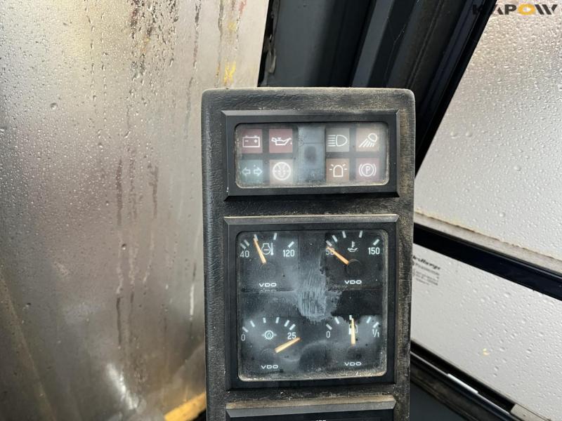 Heden 8440 truck with shovel 25