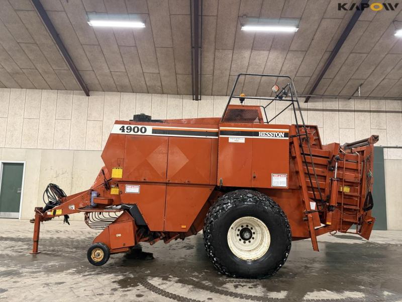 Hesston 4900 big baler 7