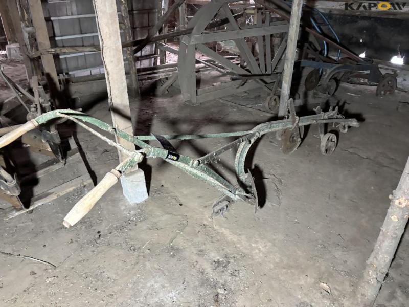 Horse plow 3