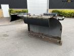 Hi Holms PV-3.2 pointed snow plow 1