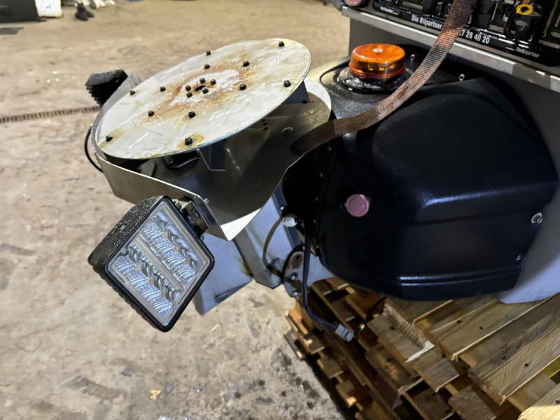 Hilltip salt spreader 13