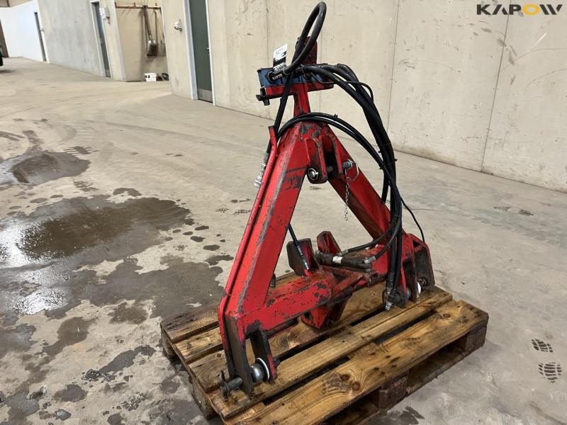 Hitch with three-point suspension 7