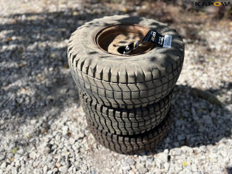 Wheels - 3 pcs. 18x7.00-8 1