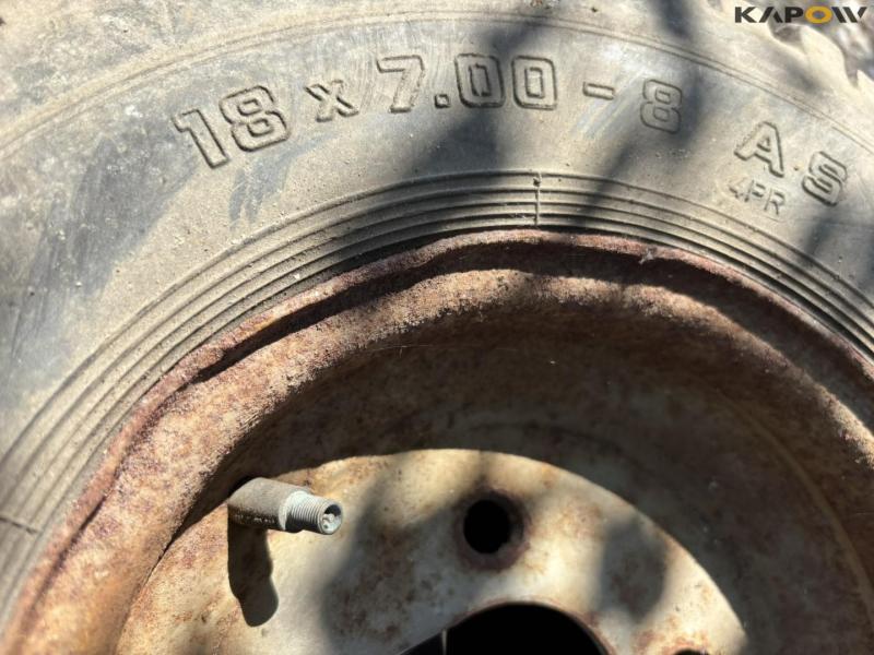 Wheels - 3 pcs. 18x7.00-8 6