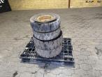 Wheels in different sizes - 4pcs 2
