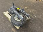 Wheels with hub and support legs 7