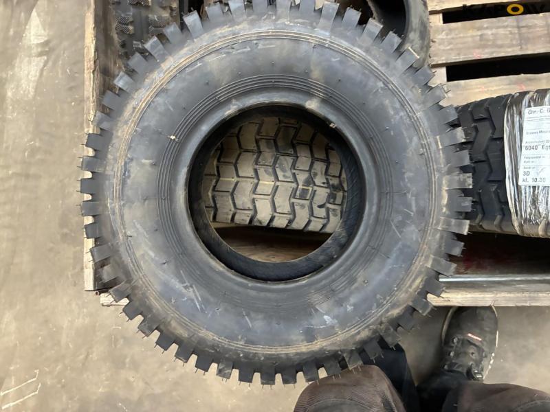 Wheels and tires 39