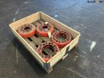 Wheel spacers for Claas 3