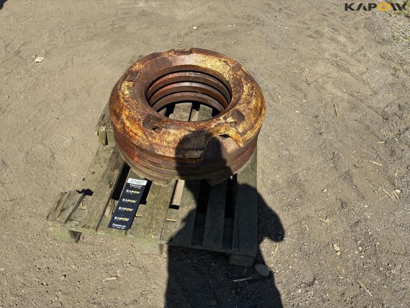 Wheel weights used on the Valmet - 4 pcs. 4