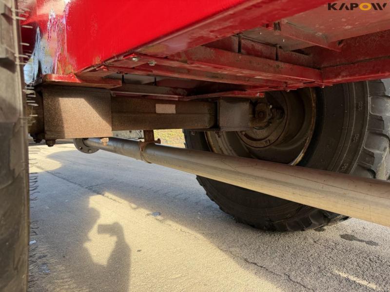 HM 12/16 auger carriage 27