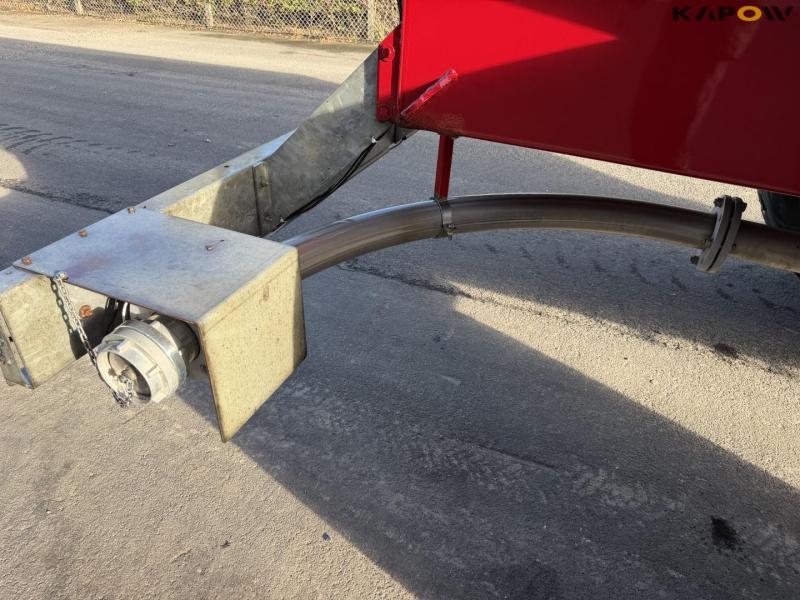 HM 12/16 auger carriage 28
