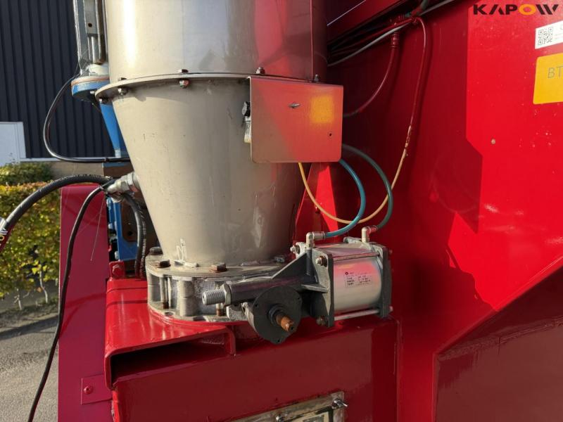 HM 12/16 auger carriage 40