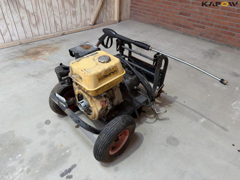 High-pressure cleaner 1