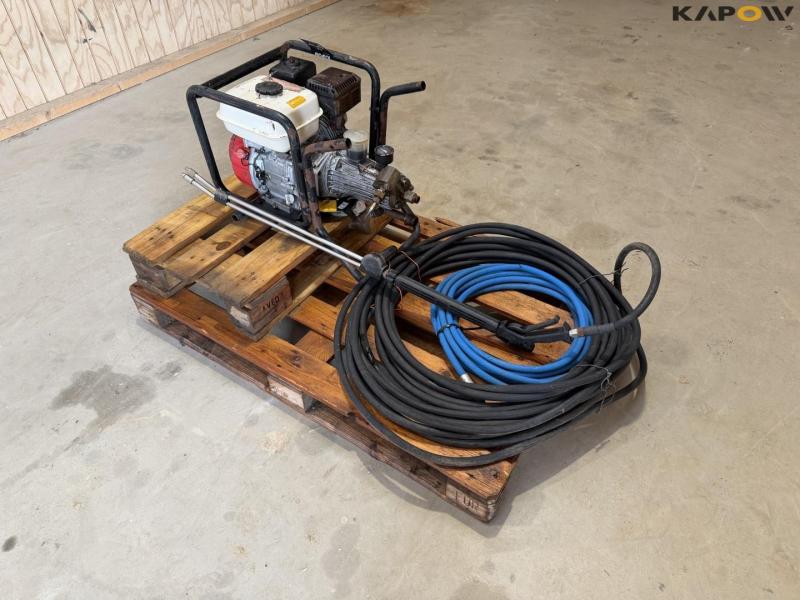 High-pressure cleaner 1