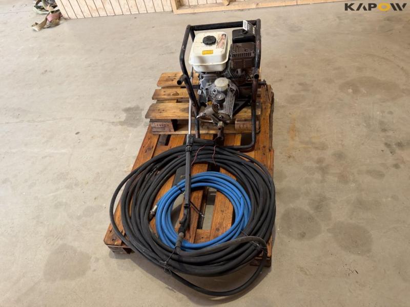 High-pressure cleaner 8
