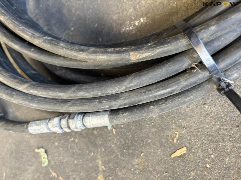 High-pressure hose reel + hose 9