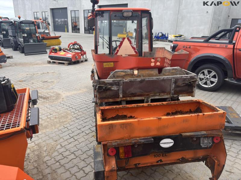 Holder C2 2.34 Basic with sweeper and salt spreader 7