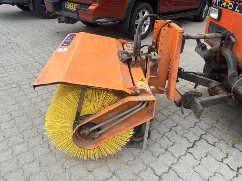 Holder C2 2.34 Basic with sweeper and salt spreader 9