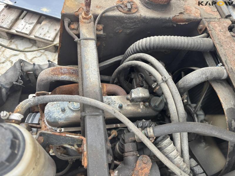 Holder C2 2.34 Basic with sweeper and salt spreader 64