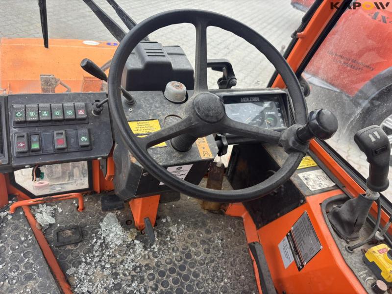 Holder C2 2.34 Basic with sweeper and salt spreader 89