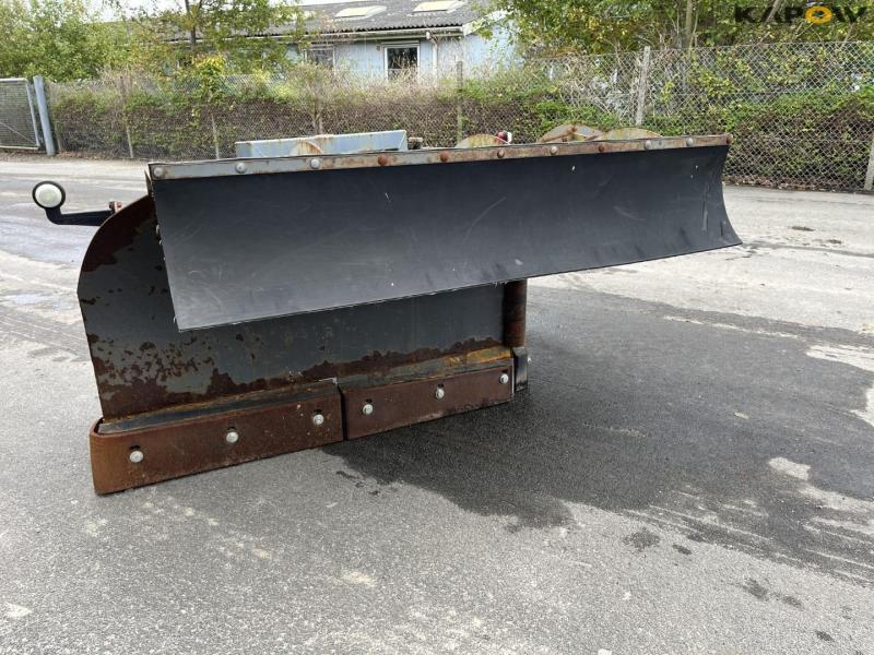 Holms PV-3.2 point plough 3