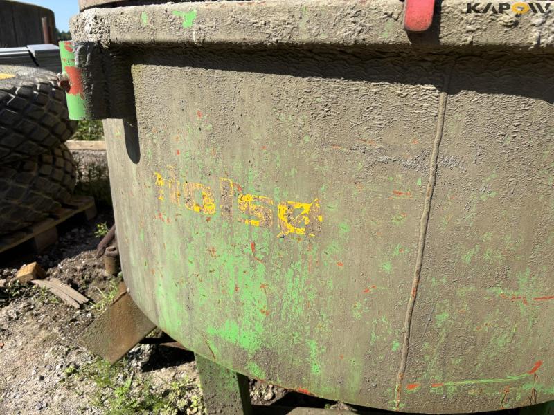 Holsø tractor forced mixer 800 liters 16