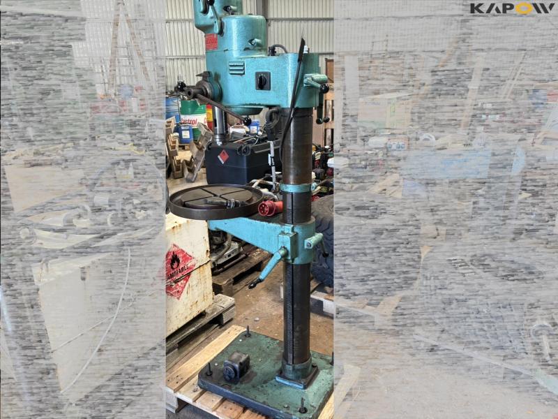 Holstebro SB25 pillar drilling machine 3