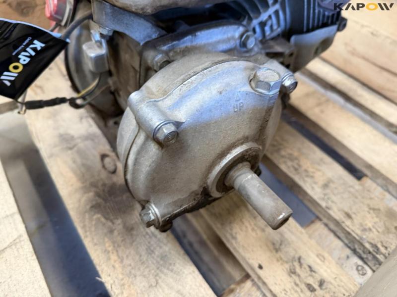 Honda GX160 engine 17