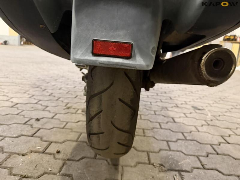 Honda RC47 motorcycle 23