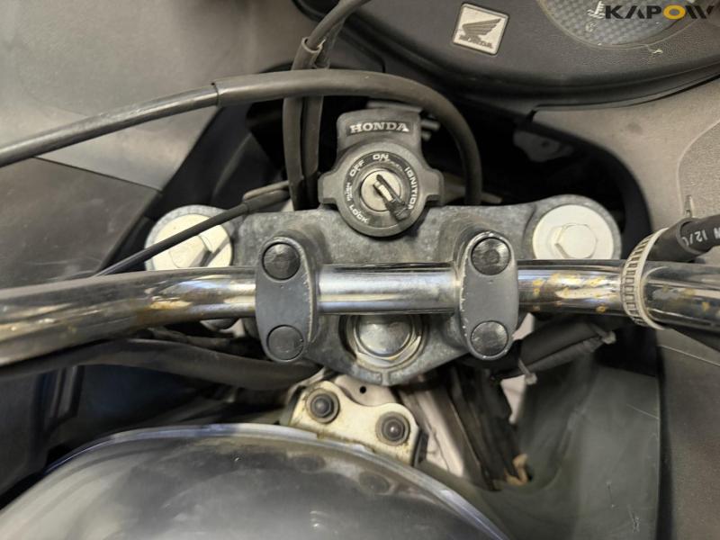 Honda RC47 motorcycle 32