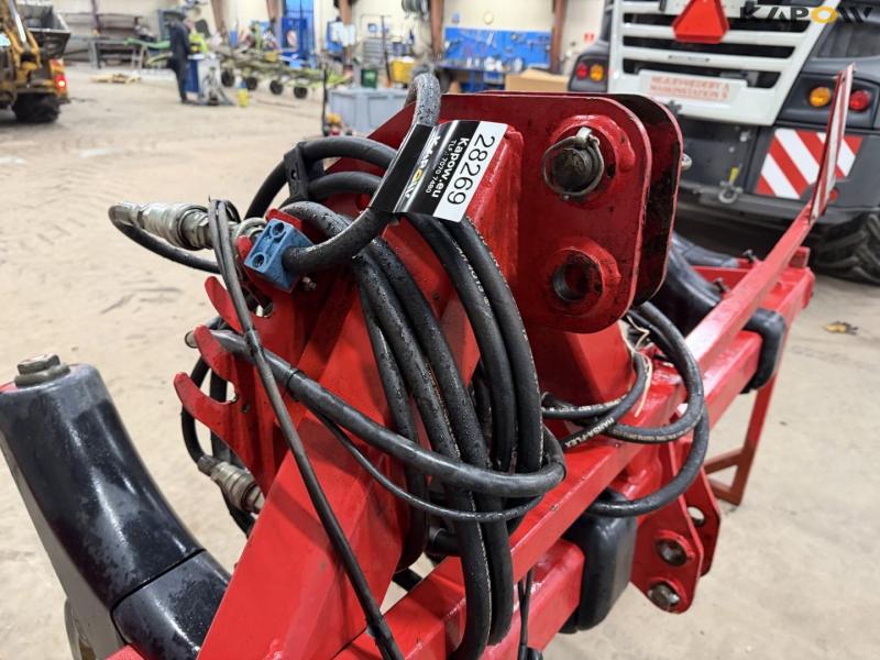 Horsch 8-tooth cultivator 12