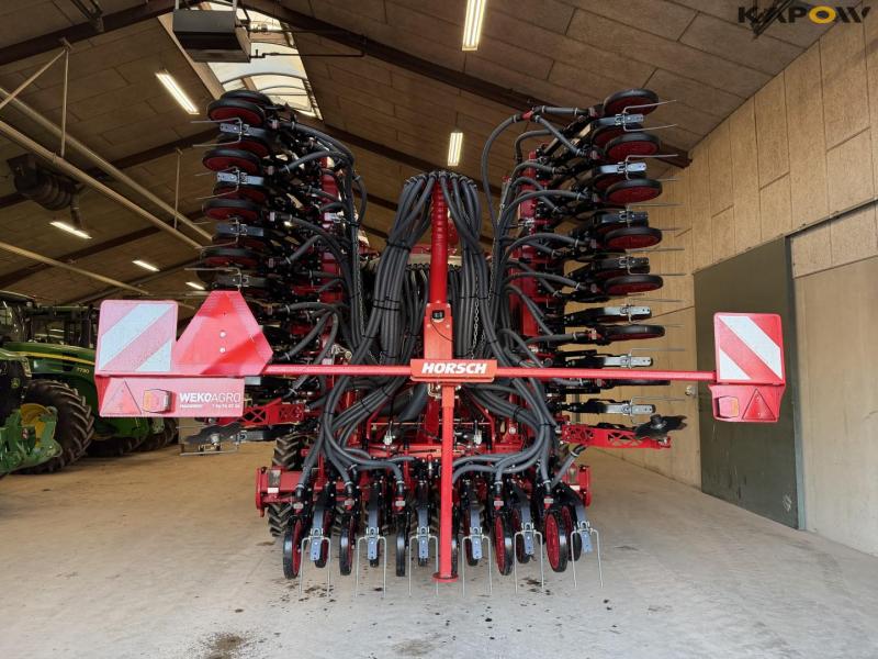 Horsch Focus 6 TD seed drill 6