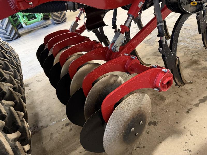 Horsch Focus 6 TD seed drill 43