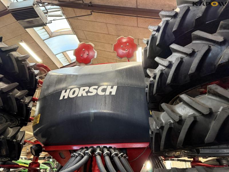Horsch Focus 6 TD seed drill 52