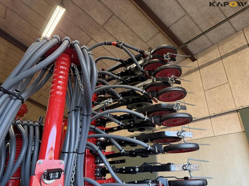 Horsch Focus 6 TD seed drill 83
