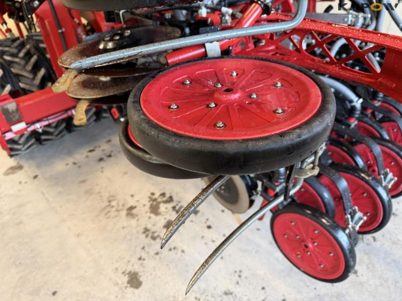 Horsch Focus 6 TD seed drill 90