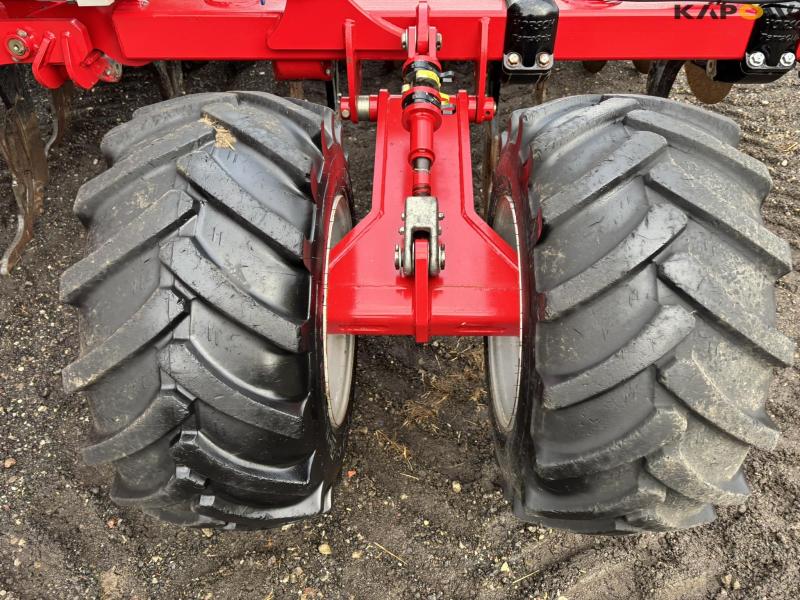 Horsch Focus 6TD with MiniDrill 75