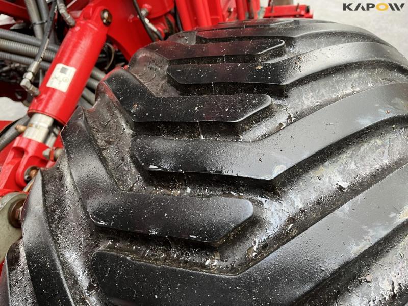 Horsch Joker 12RT disc harrow with Duodrill 36