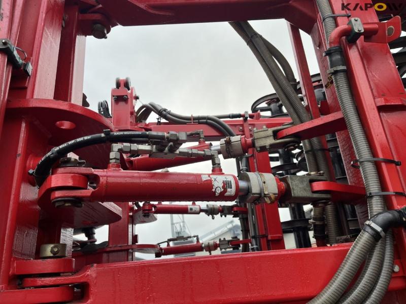 Horsch Joker 12RT disc harrow with Duodrill 46