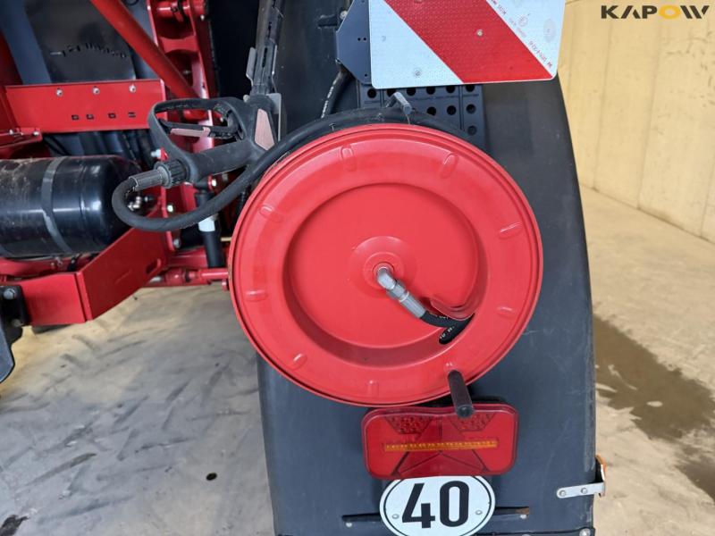 Horsch Leeb 8 GS 36 meter sprayer 35