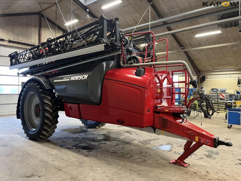 Horsch Leeb 8 GS sprayer with 36 meter boom 3