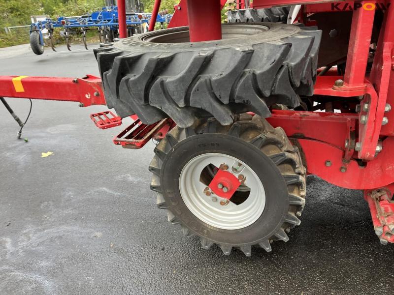 Horsch Pronto 6DC seed drill 16