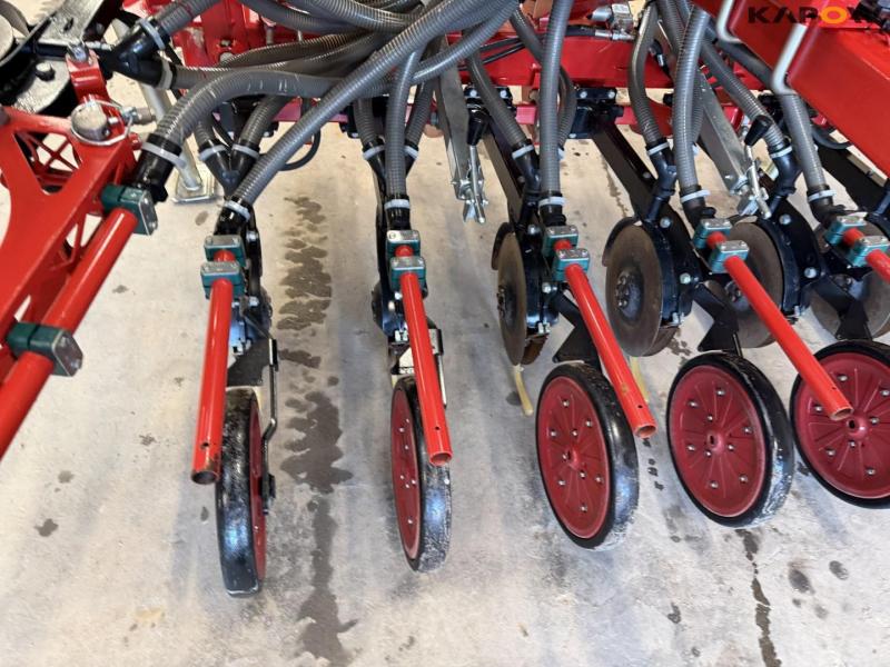 Horsch rapeseed equipment 20