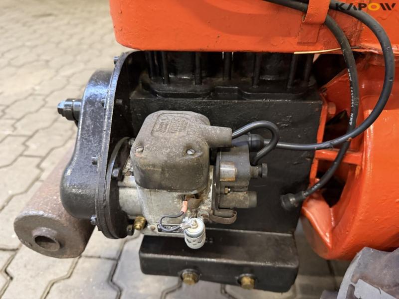 Howard tool carrier with cutter 21