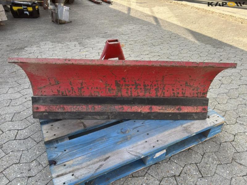 HTF snow scraper 120 cm 2