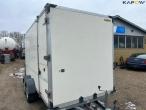 Humbaur closed trailer with workshop equipment 11